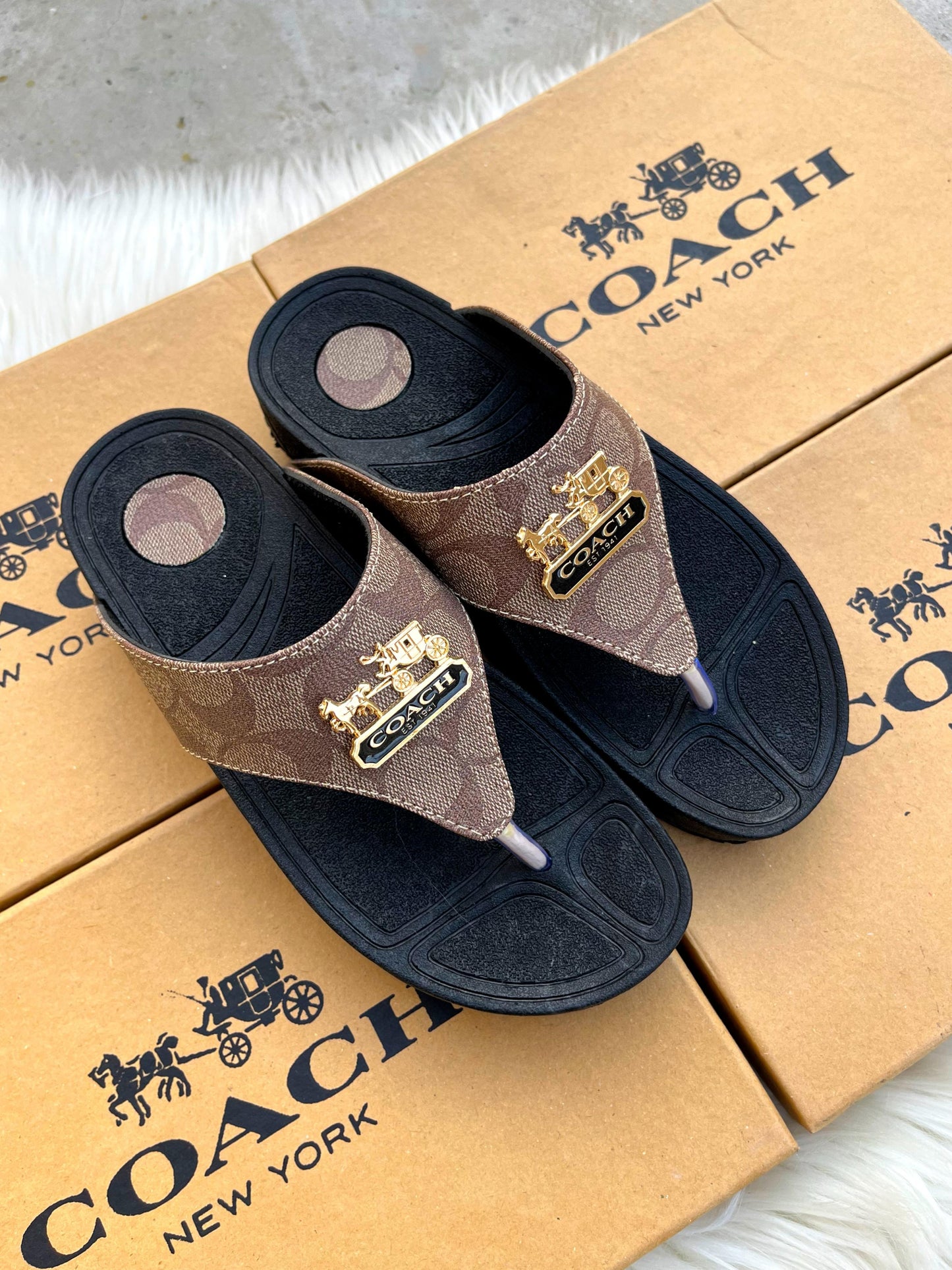 COACHH WEDGE - BEIGE