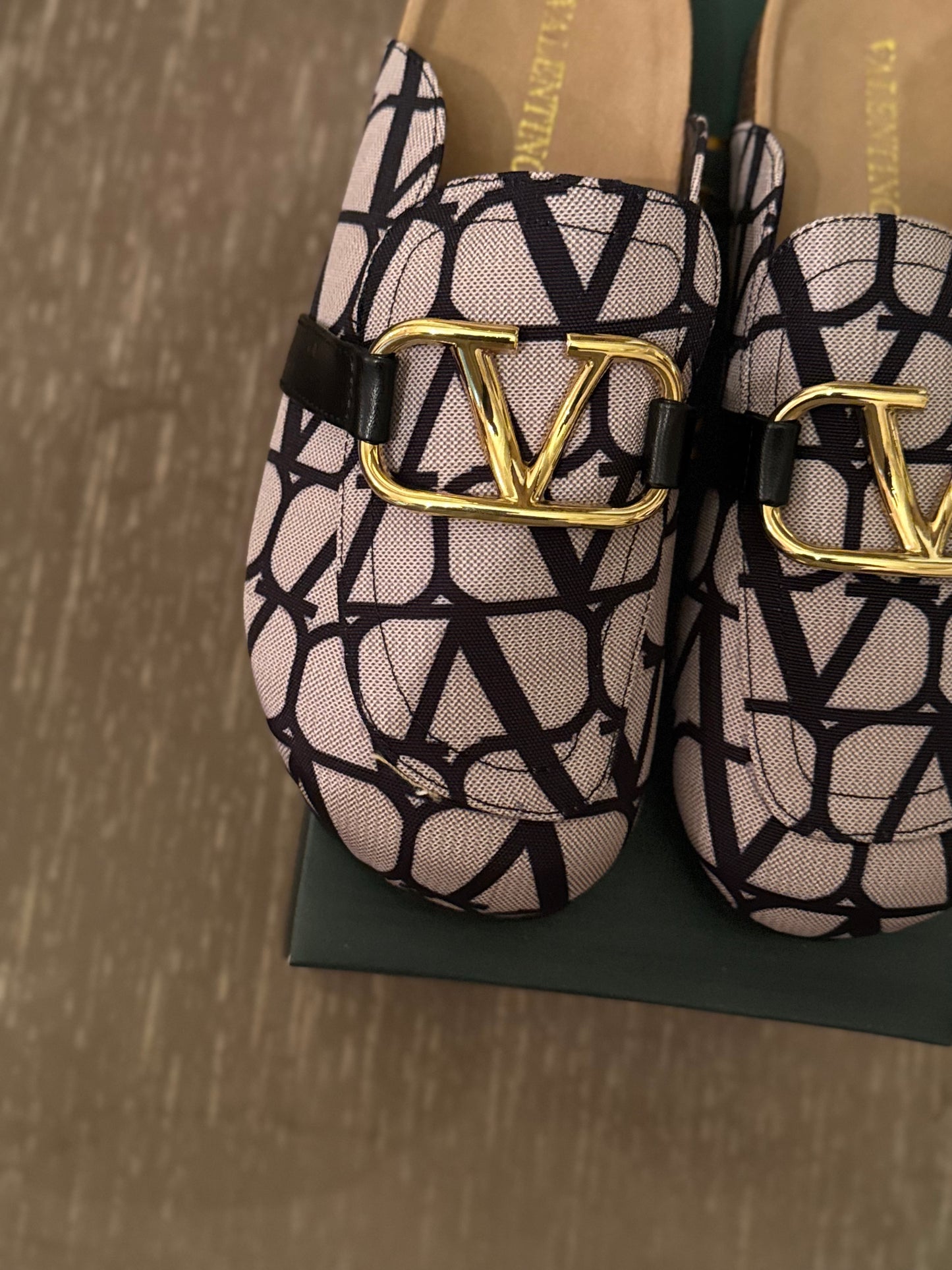 VLTN SENHA MULES