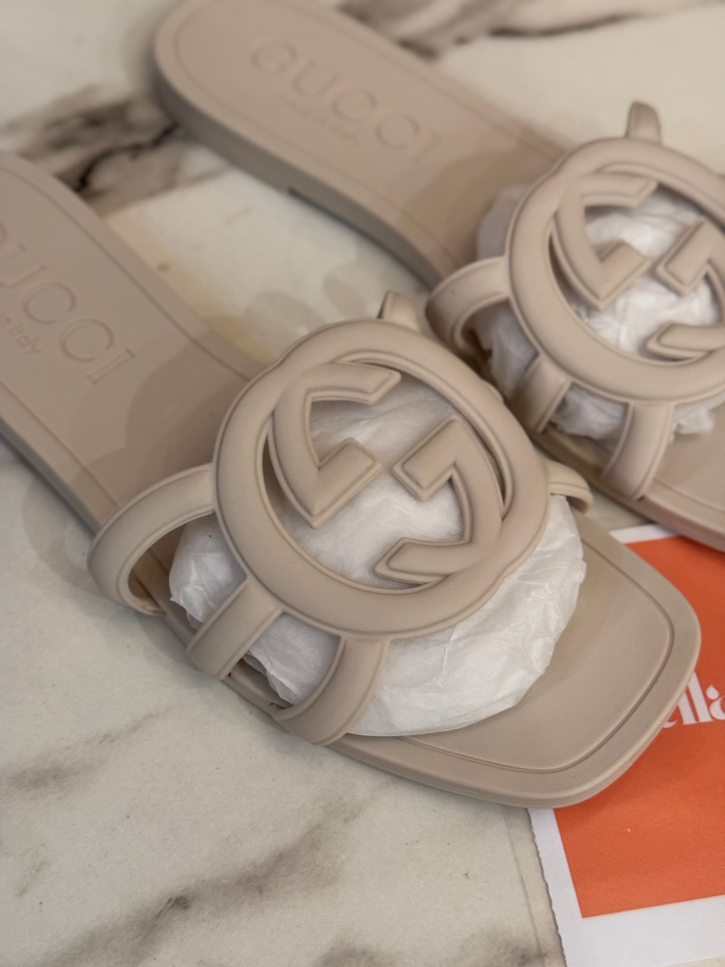 GC INTERLOCKING SLIDE - Offwhite (imported)