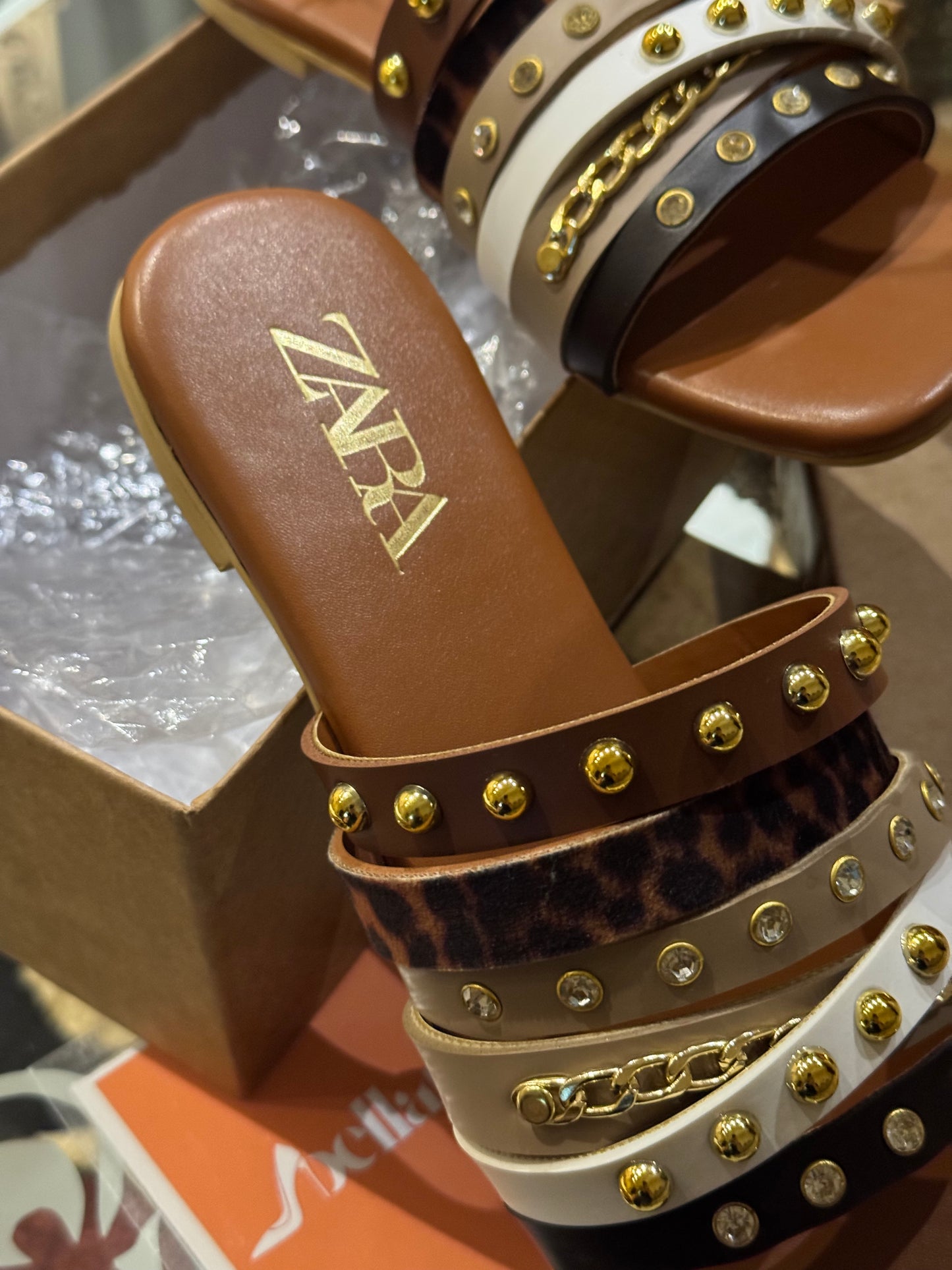 ZR STUDDED VOCA FLATS (premium batch)