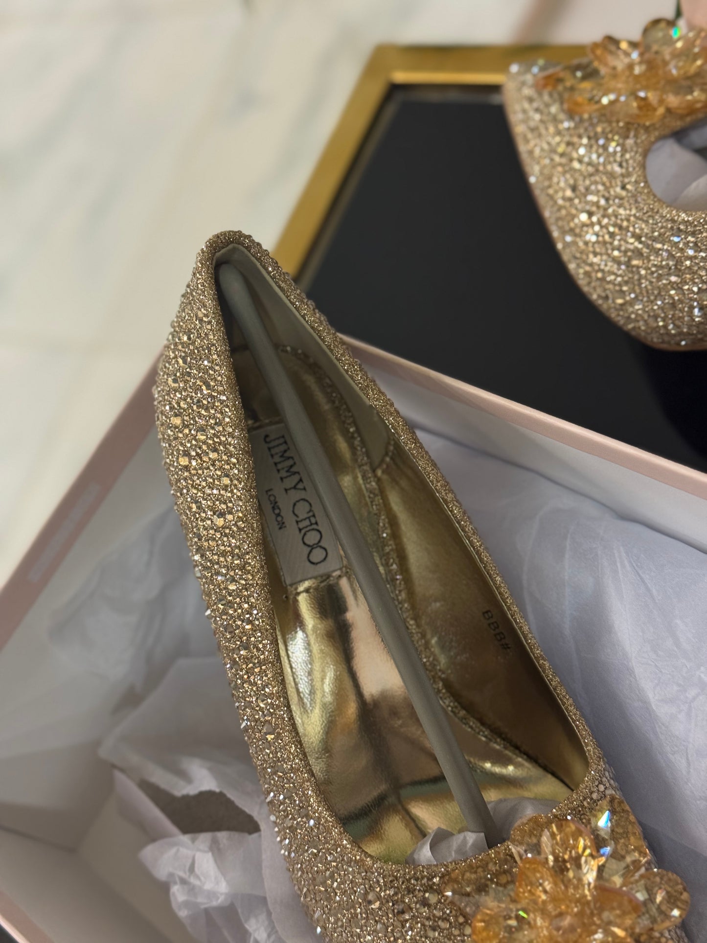 JIMMY CHO GODIVA HEEL - GOLD
