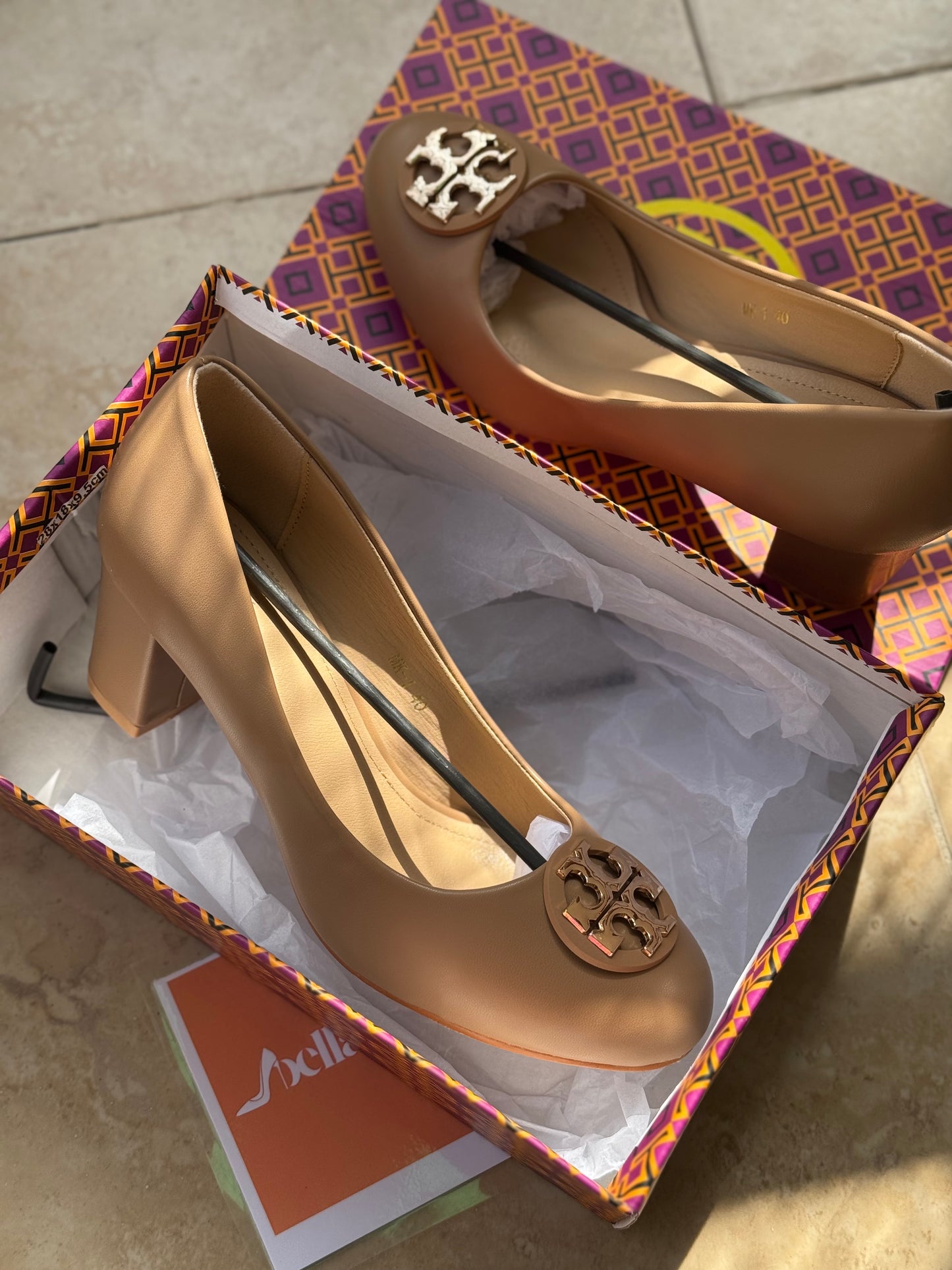 TORY COURT SHOES - SKIN PREMIUM