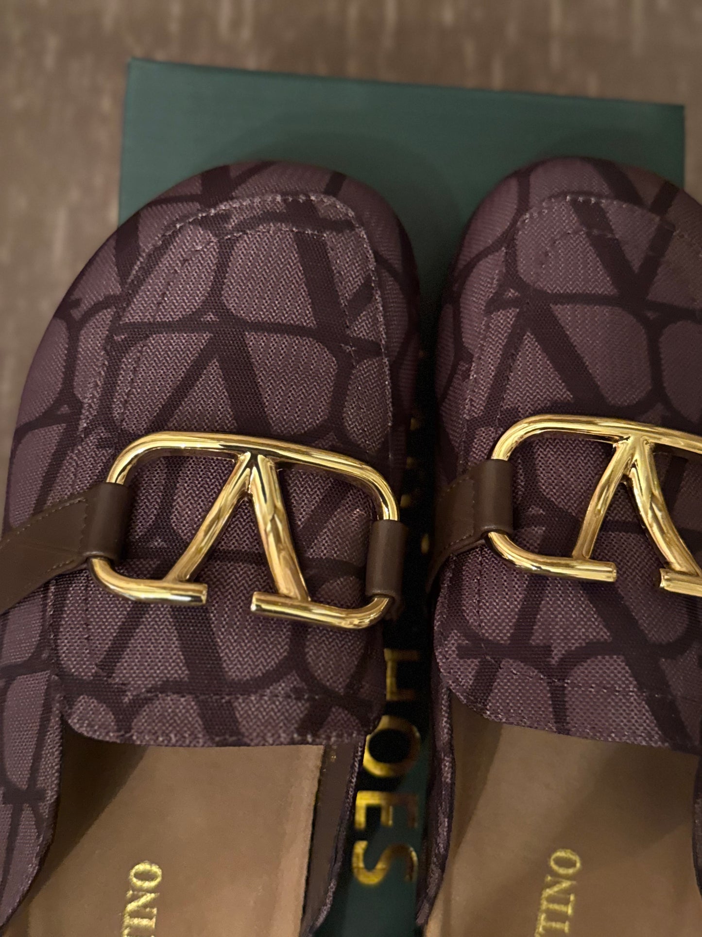 VLTN SENHA MULES