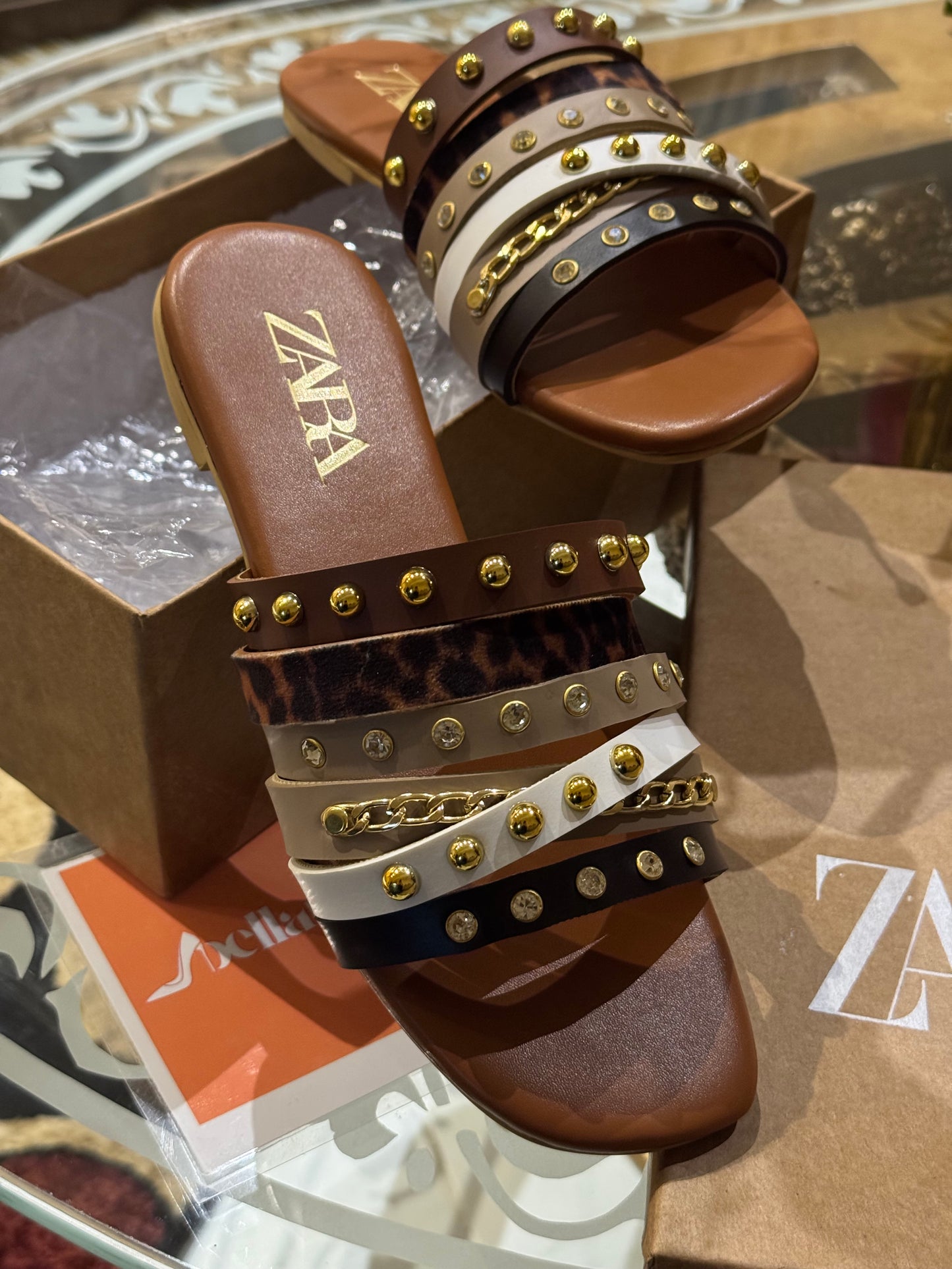 ZR STUDDED VOCA FLATS (premium batch)