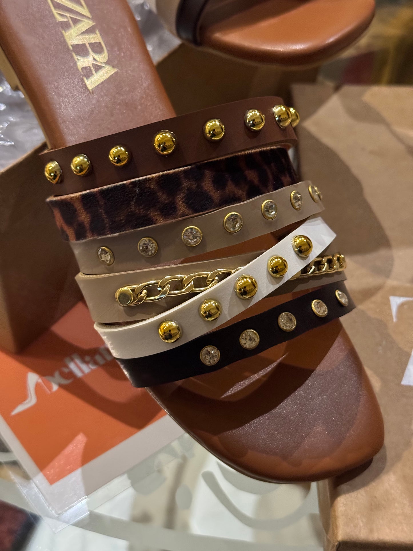 ZR STUDDED VOCA FLATS (premium batch)