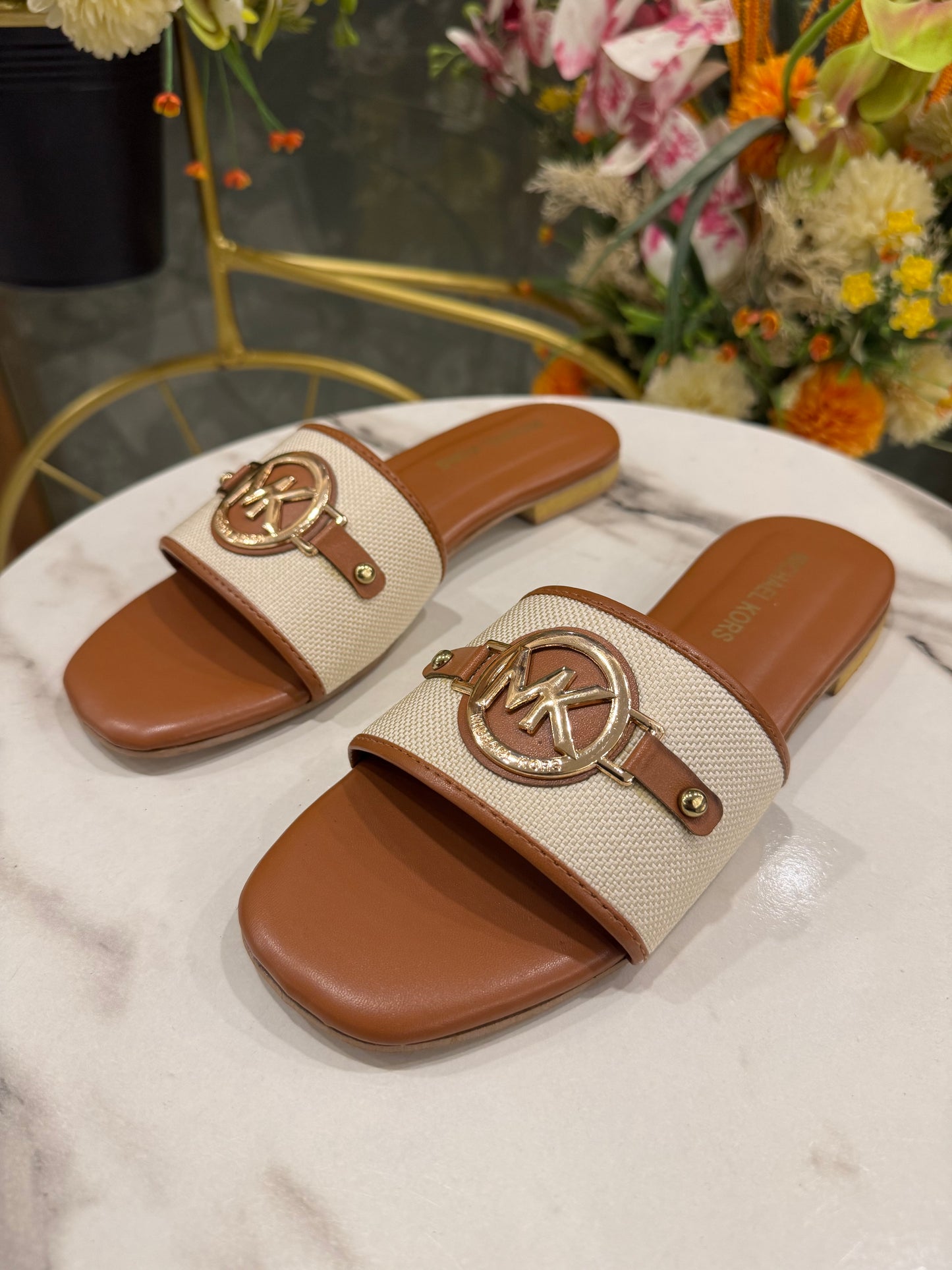 BELLARIA MENTA FLATS - BROWN