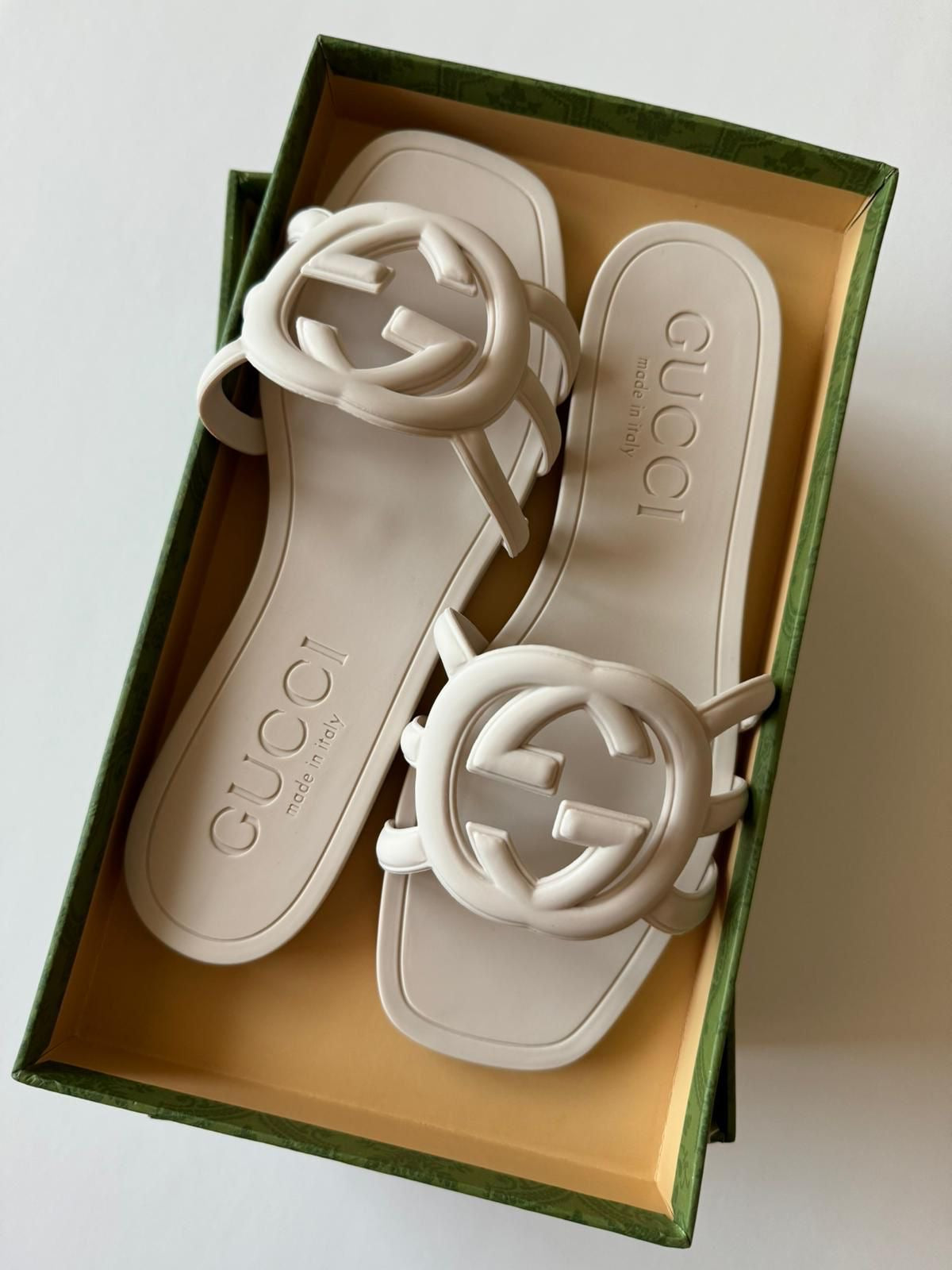 GC INTERLOCKING SLIDE - Offwhite (imported)