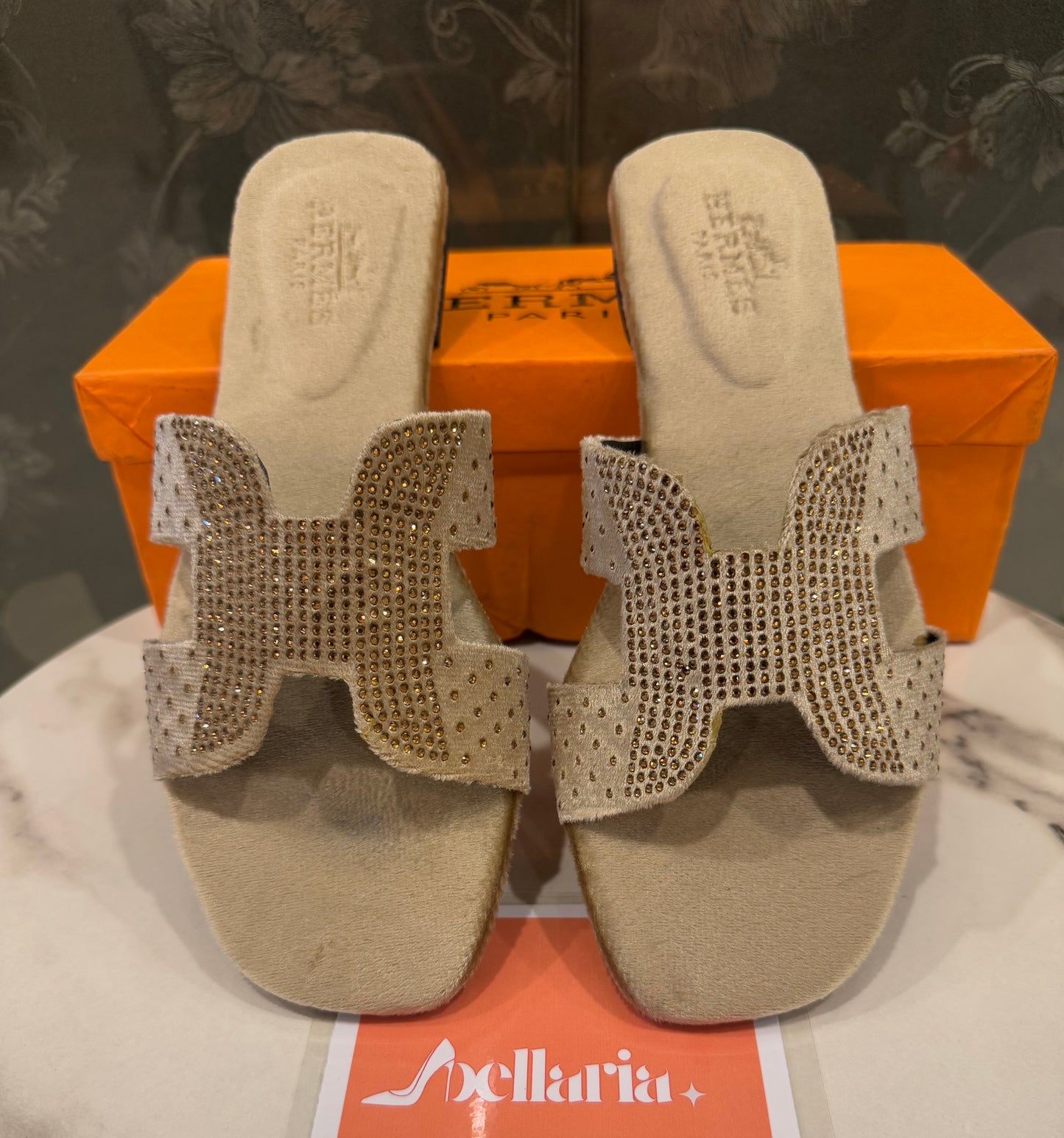 BELLARIA HENNA FLATS - Fon