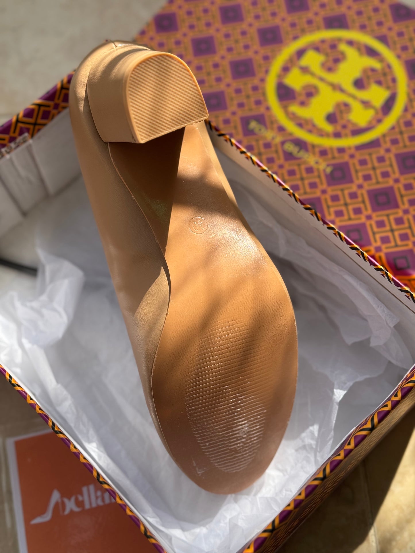 TORY COURT SHOES - SKIN PREMIUM