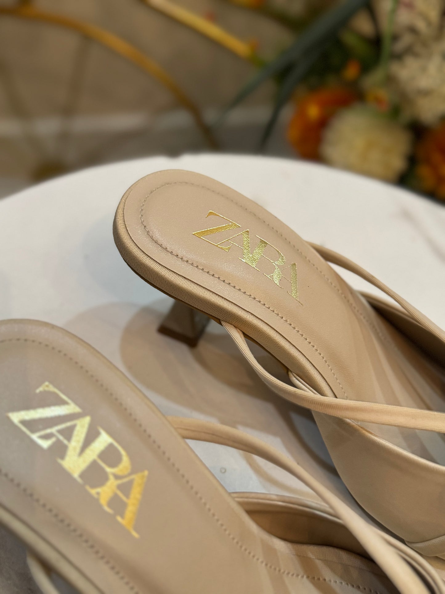 SOFT KNOT HEEL - Skin