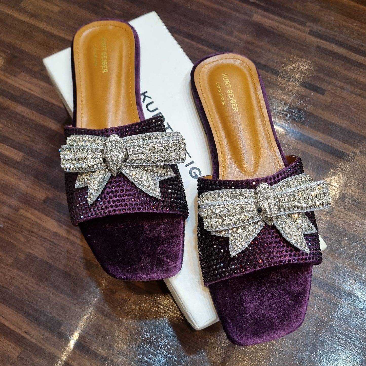 BELLARIA RHINESTONE BOW FLAT - PURPLE
