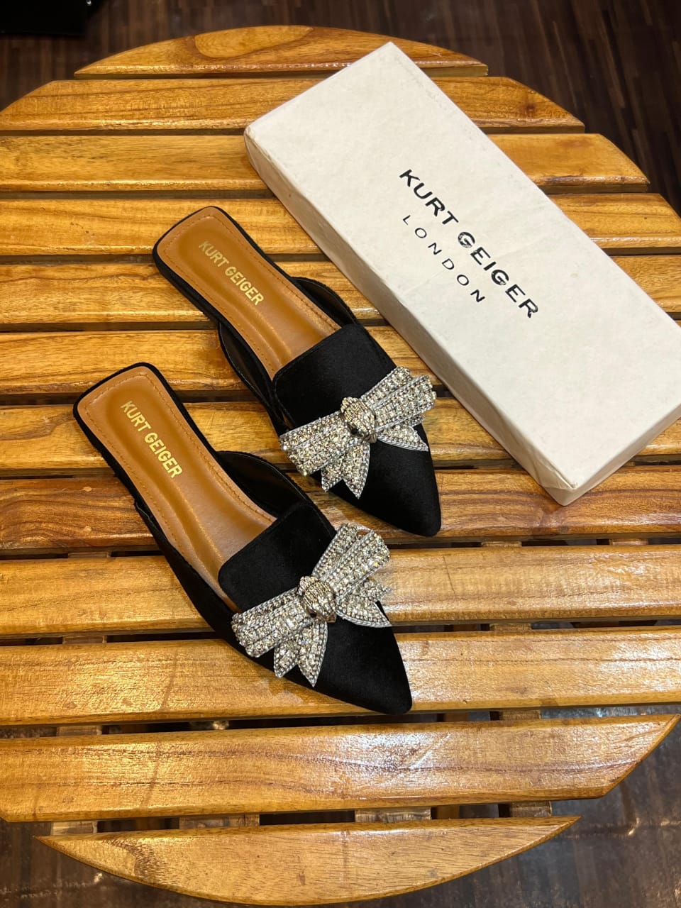 BELLARIA RHINESTONE BUCKLE