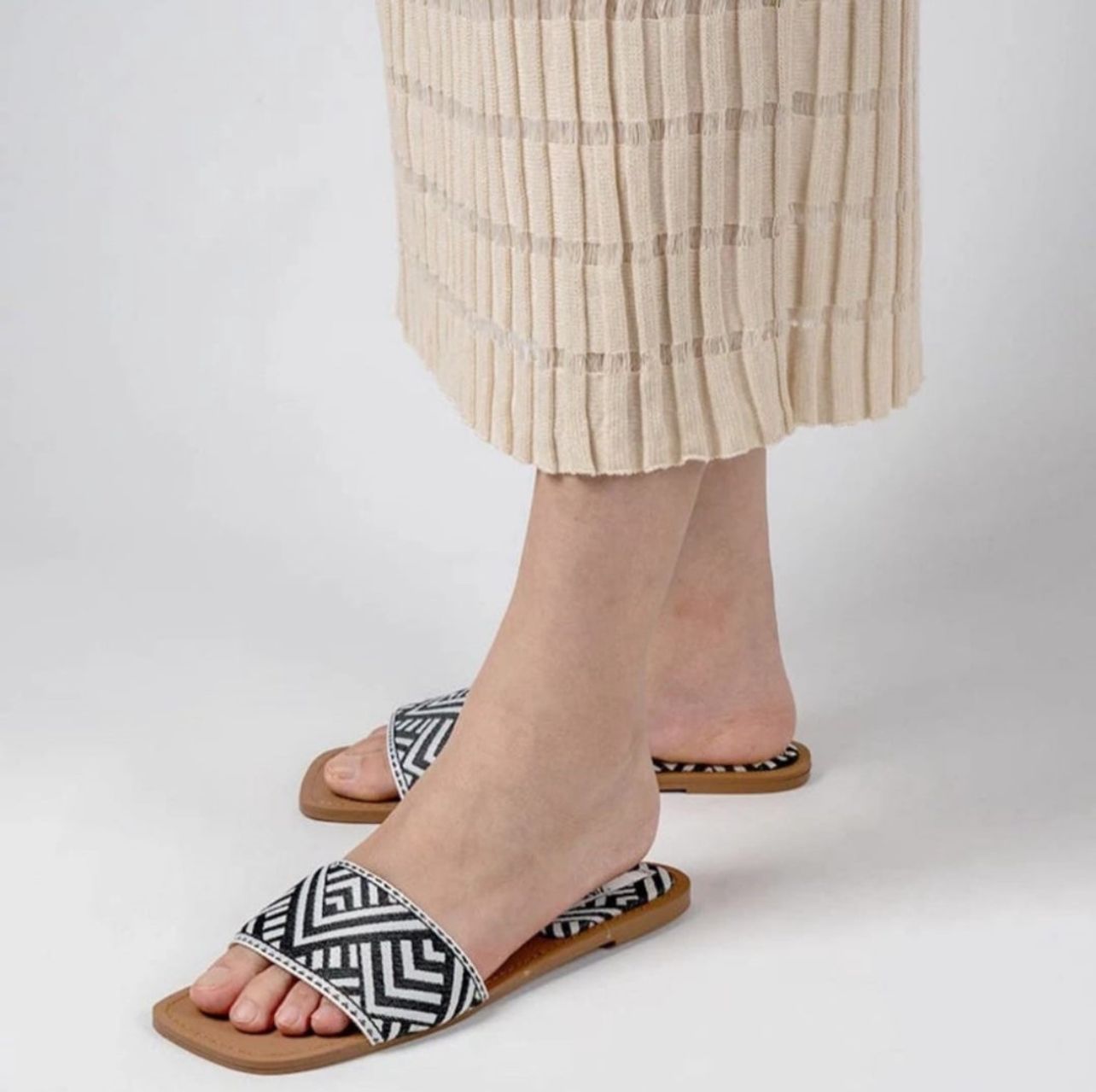 BELLARIA ZIG ZAG FLATS