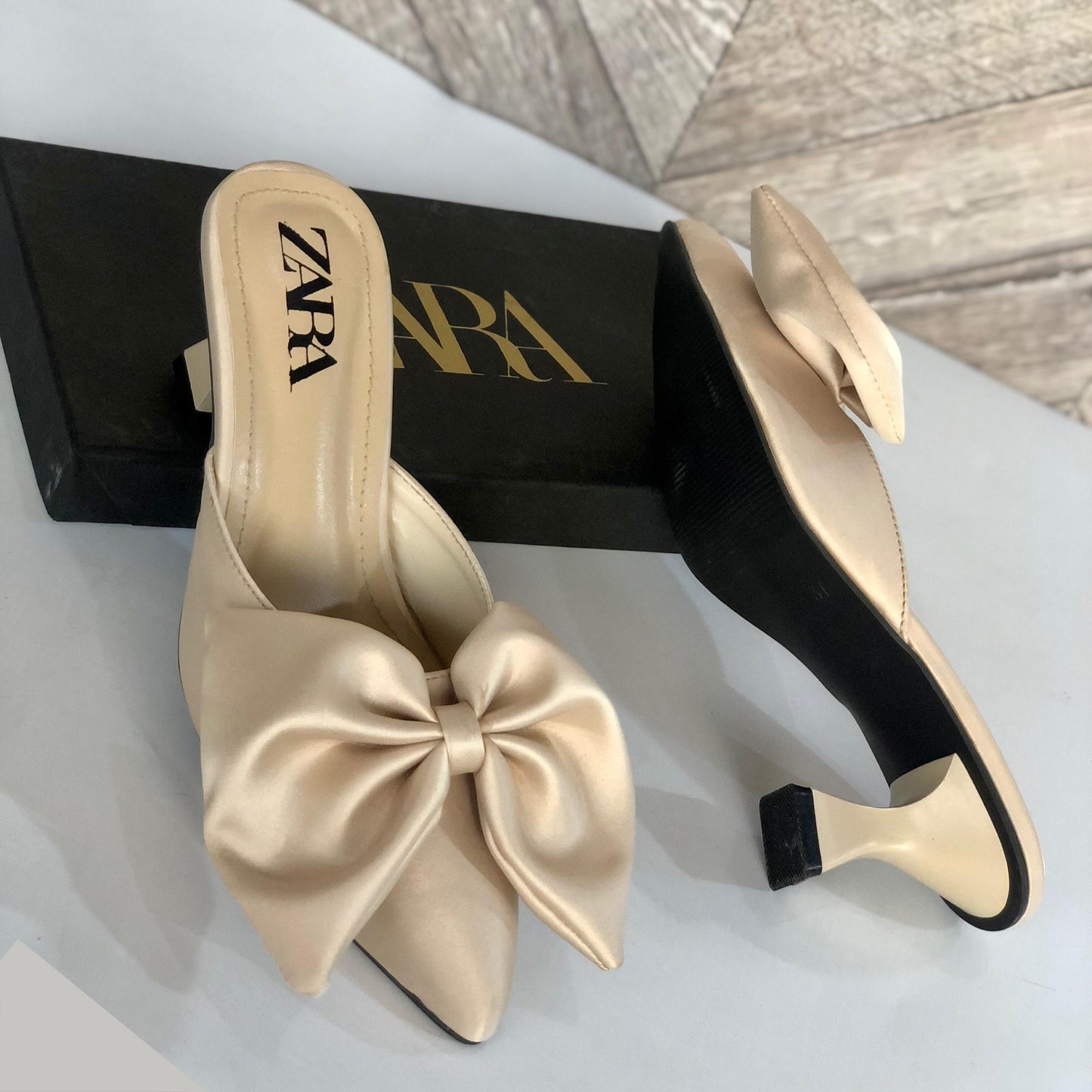 BELLARIA CAMPAIGN HEEL - WHITE
