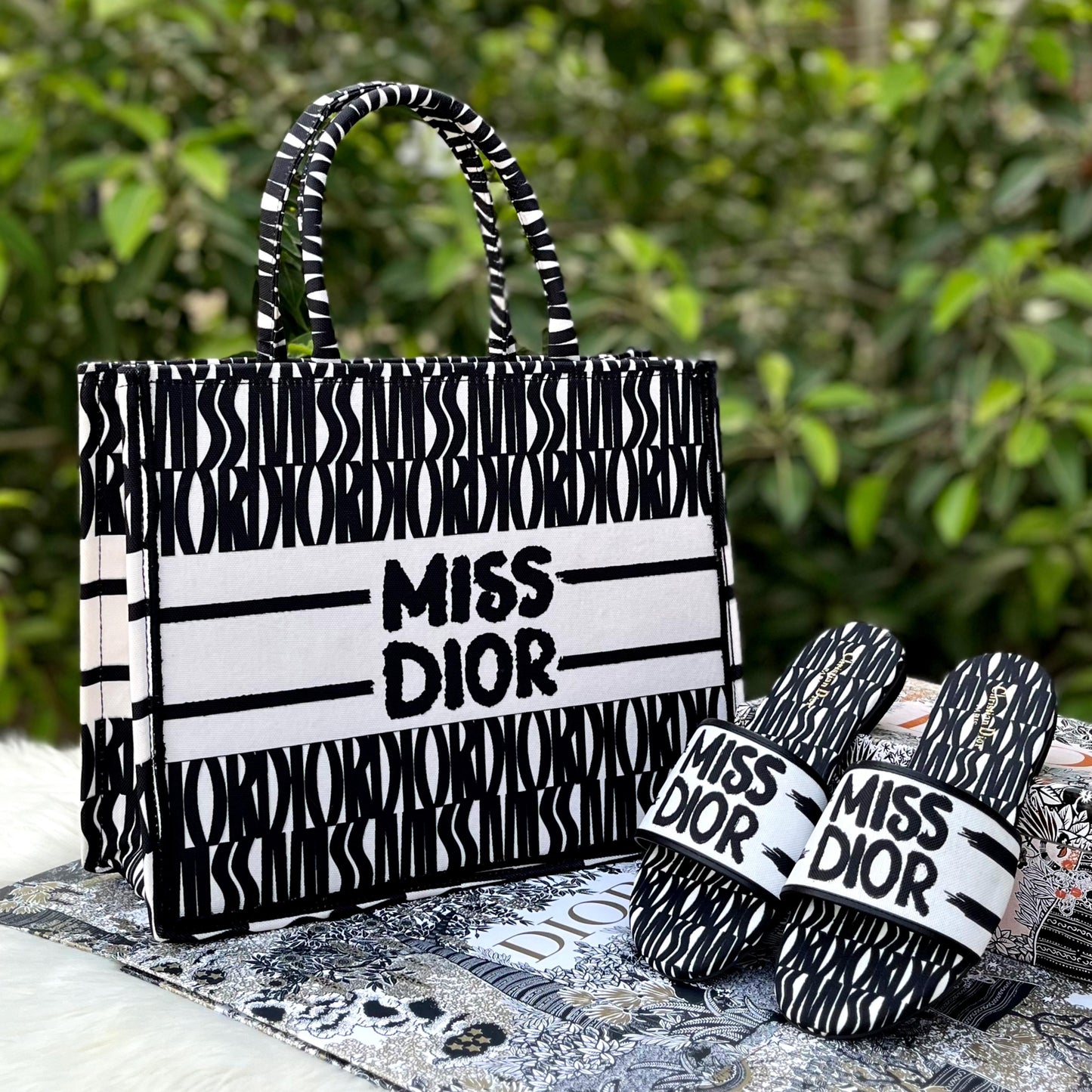 MS Combo slipper and bag