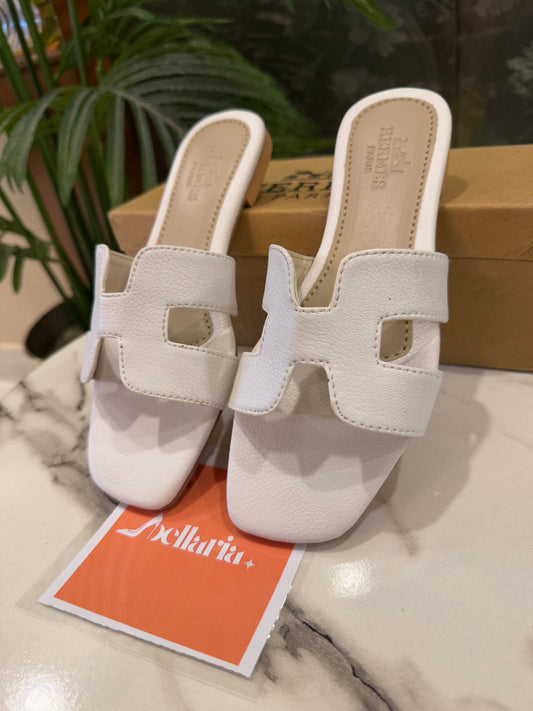 HENNA FLATS - WHITE