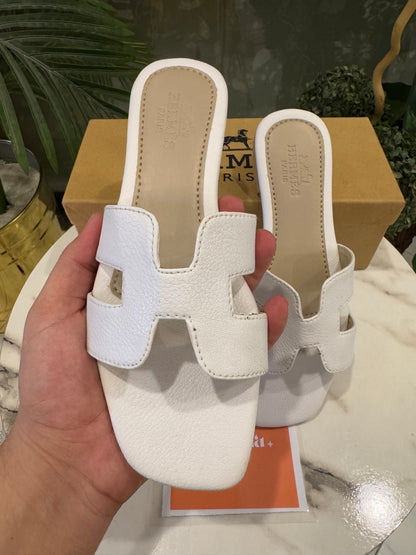 HENNA FLATS - WHITE