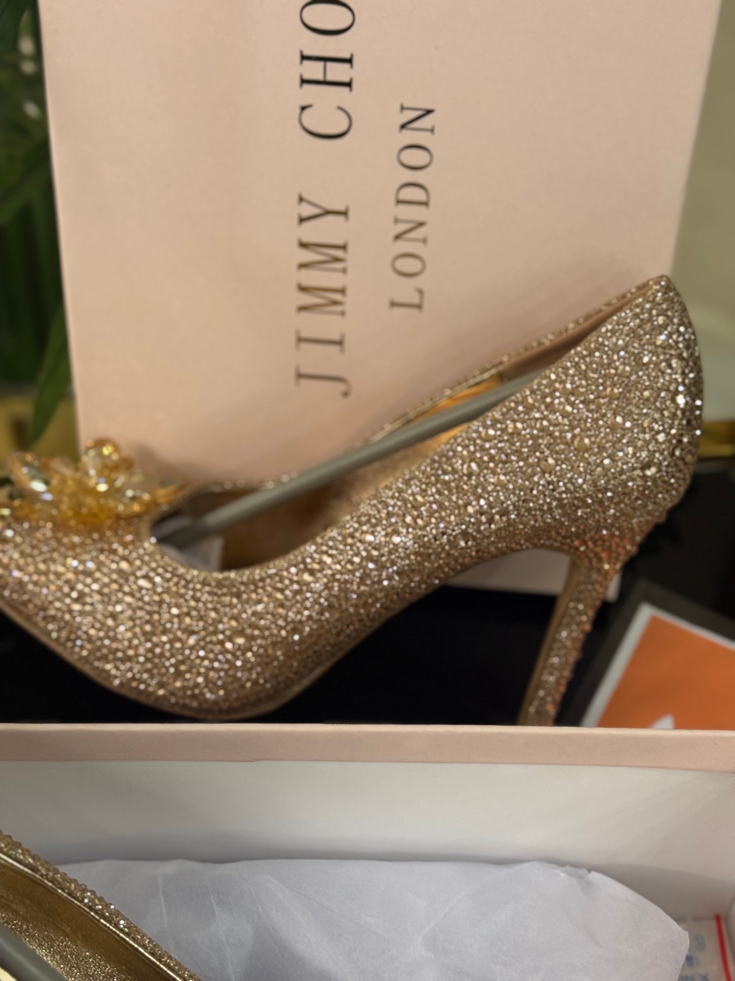 JIMMY CHO GODIVA HEEL - CHAMPAGNE