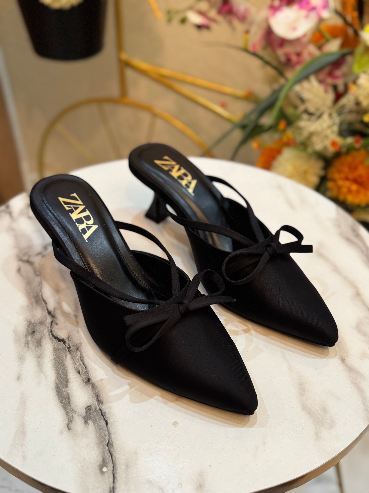 SOFT KNOT HEEL - Black