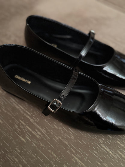 MONARCH PUMPS - Black