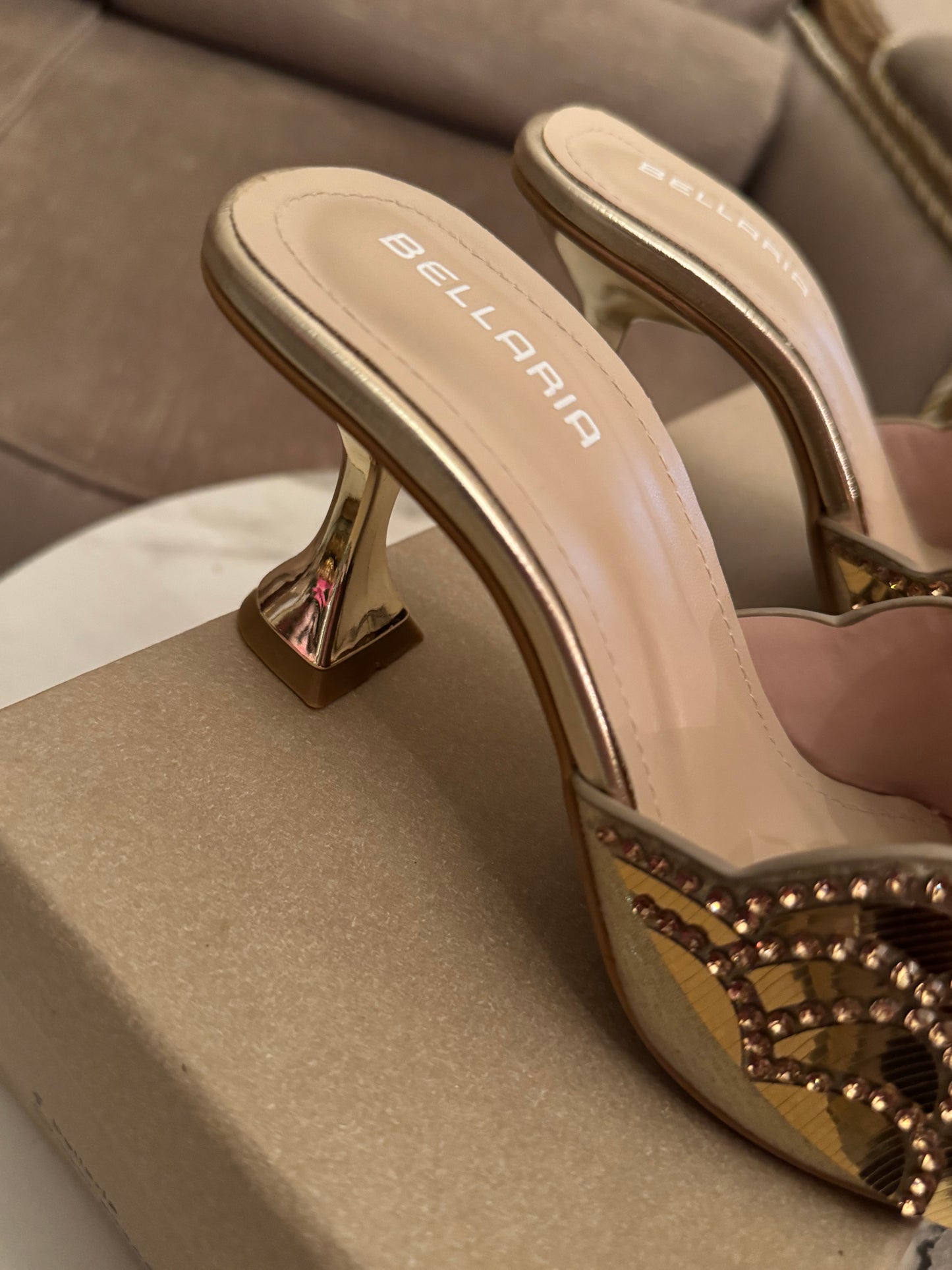 DAISY HEEL