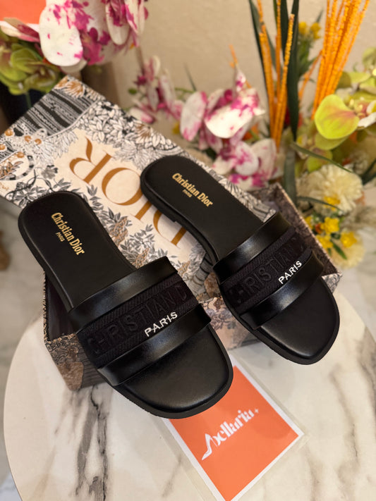 D’way slides embroidery - Black