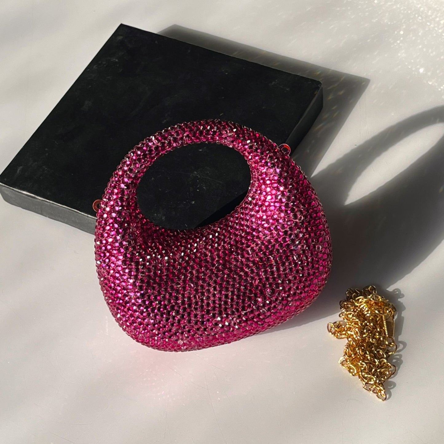 SHIMMER GRACE CLUTCH - Pink