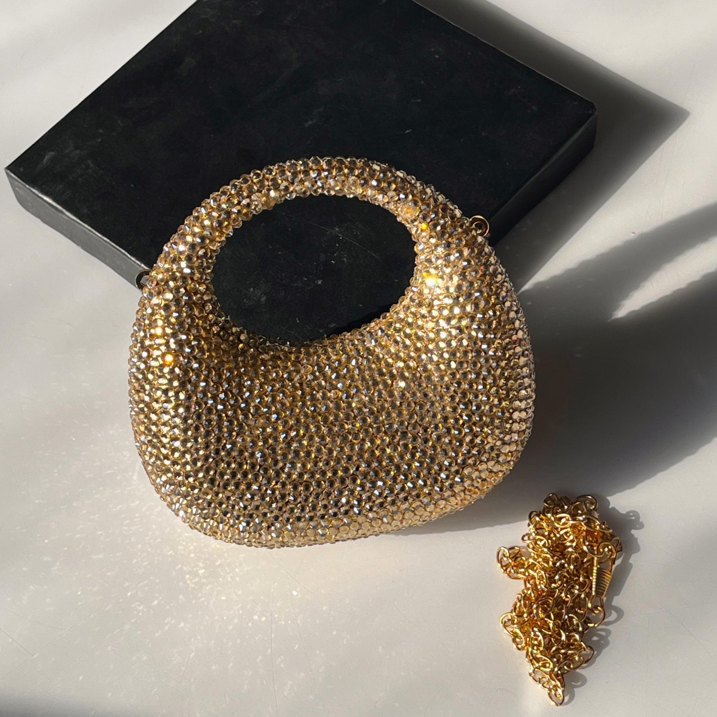 SHIMMER GRACE CLUTCH - Golden