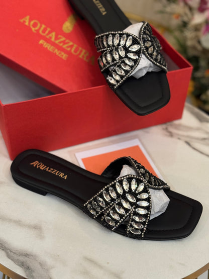Velora - Black