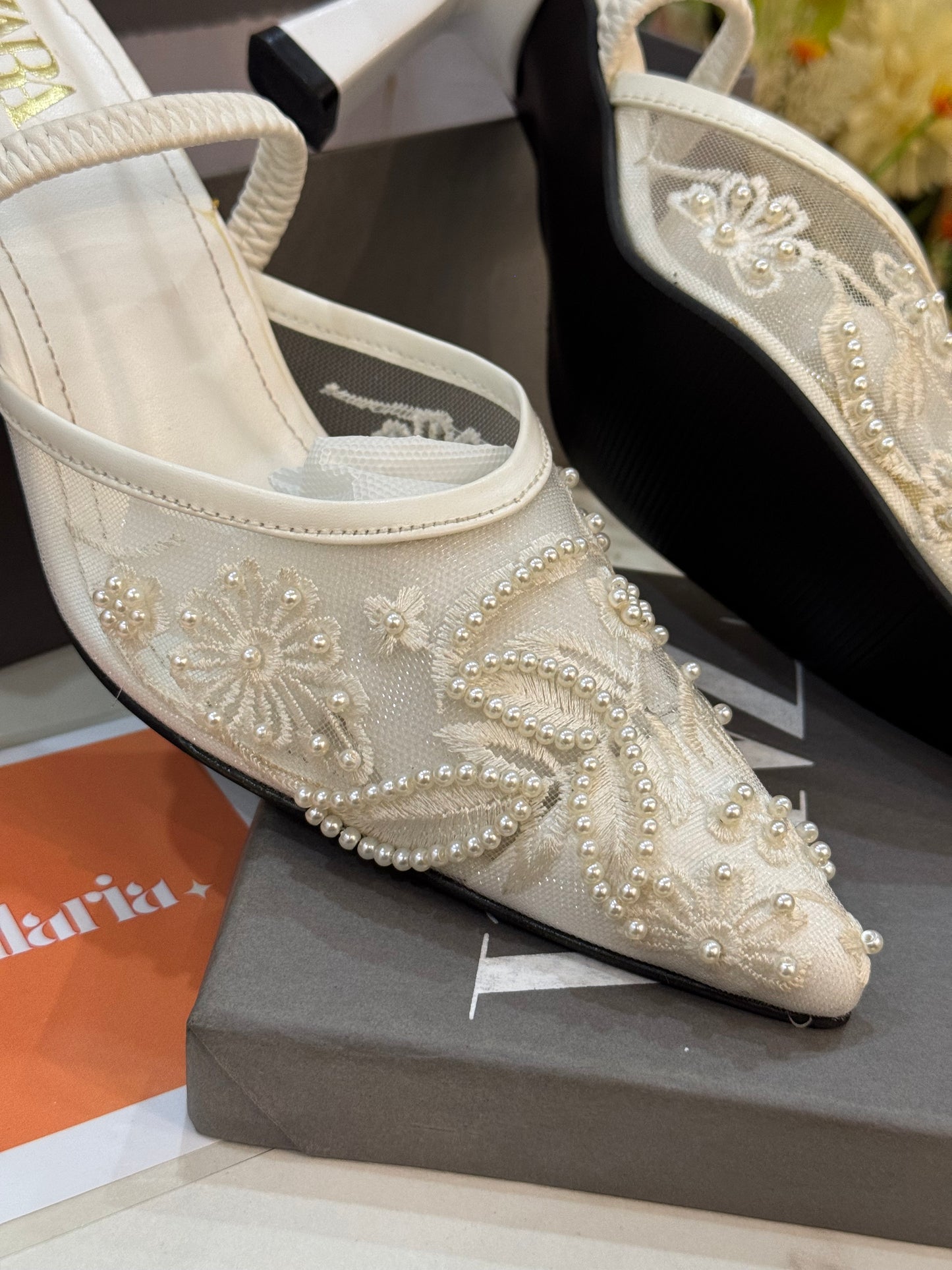 EMBROIDERY HEEL - White (premium batch)