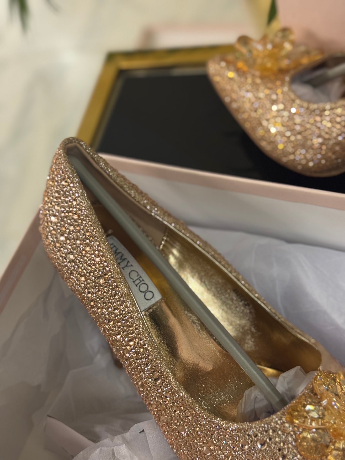JIMMY CHO GODIVA HEEL - CHAMPAGNE