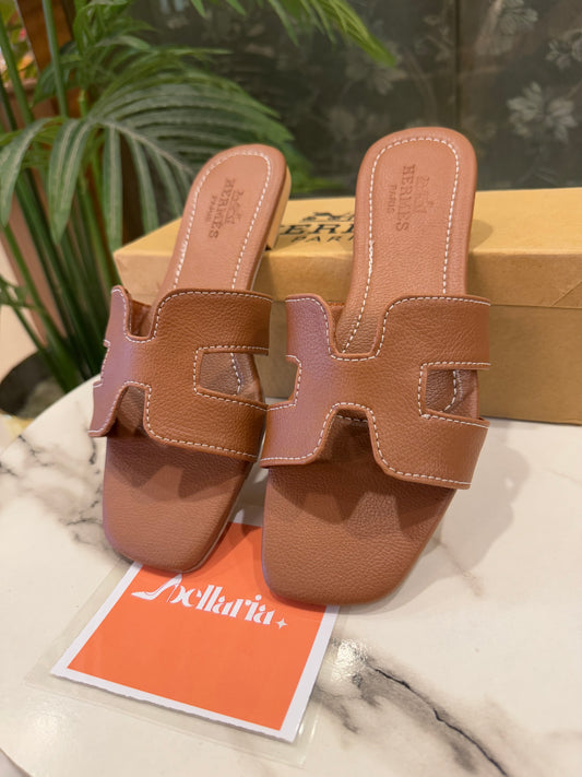 HENNA FLATS - BROWN