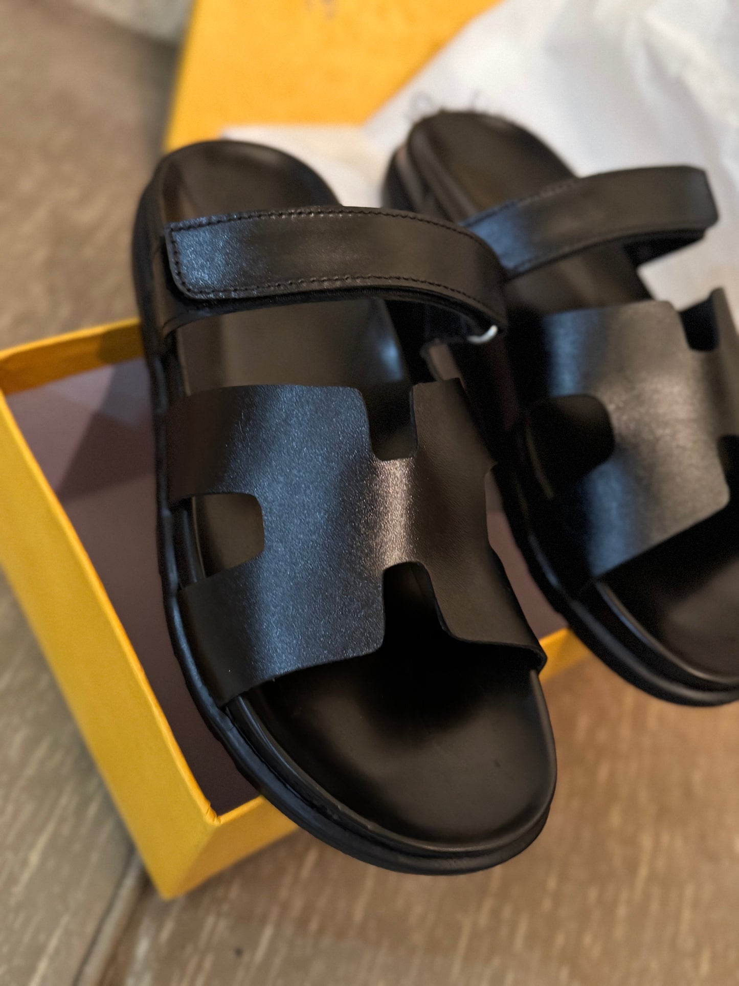 CHYPRE MEN SANDALS - BLACK