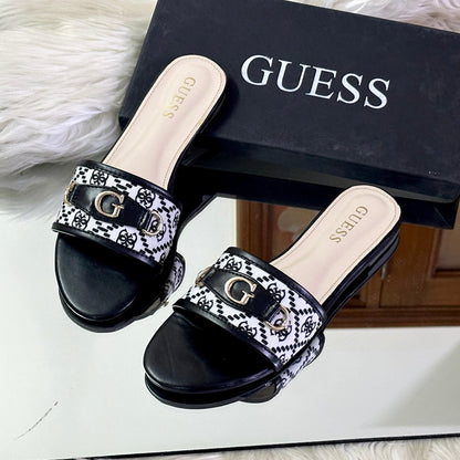 BELLARIA GUEESS FLATS - BLACK