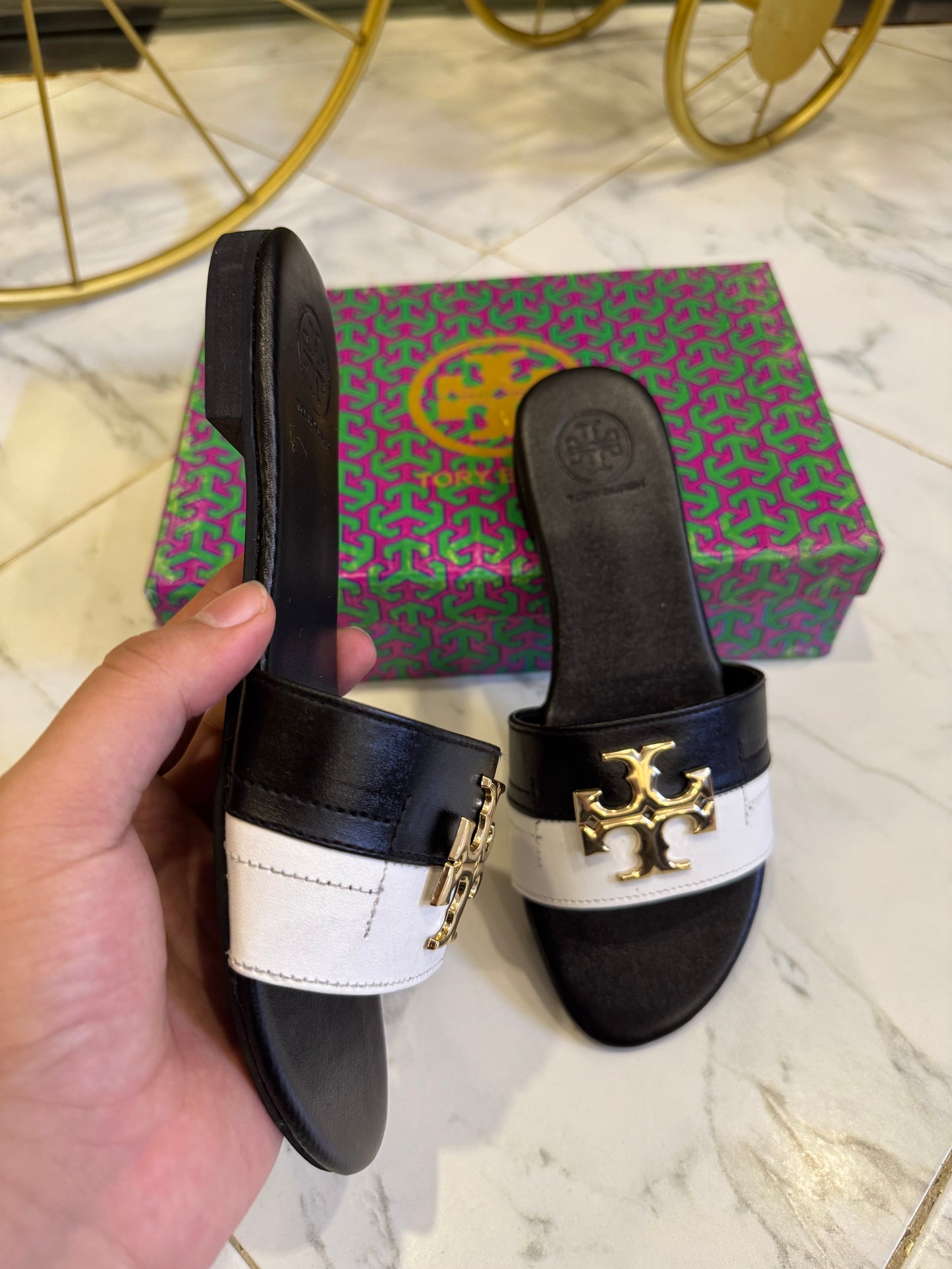 BELLARIA TB FLATS - Black highlights