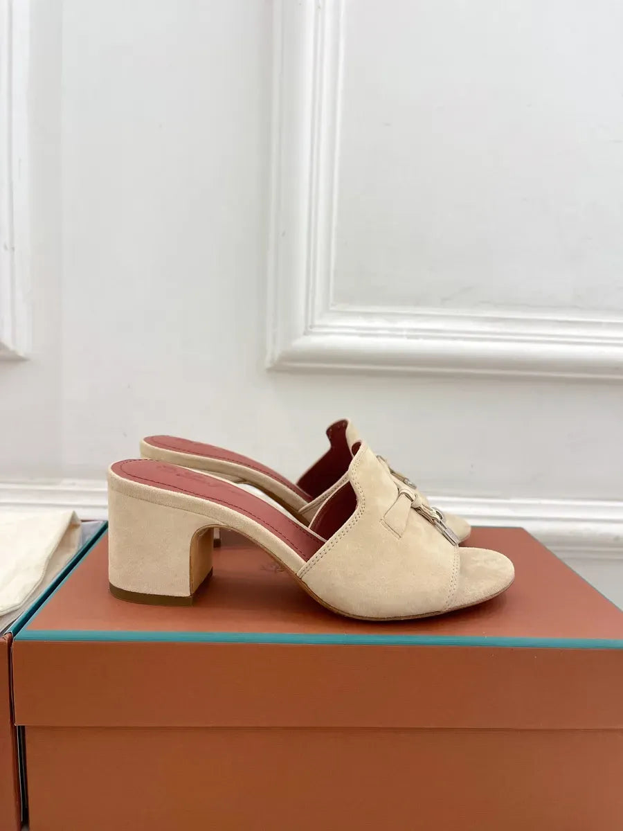 LORO PIA-NA CHARM SANDAL - OFFWHITE