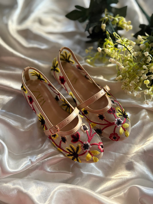 GRACE FLORAL PUMPS - Beige