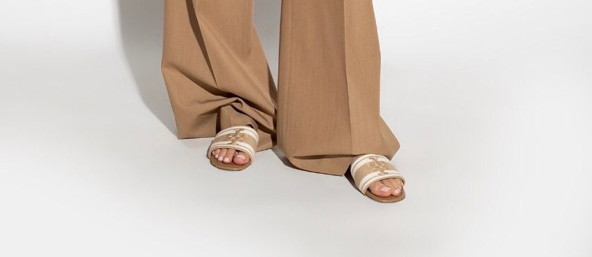 TR EMBROIDERY LINT FLATS - BROWN
