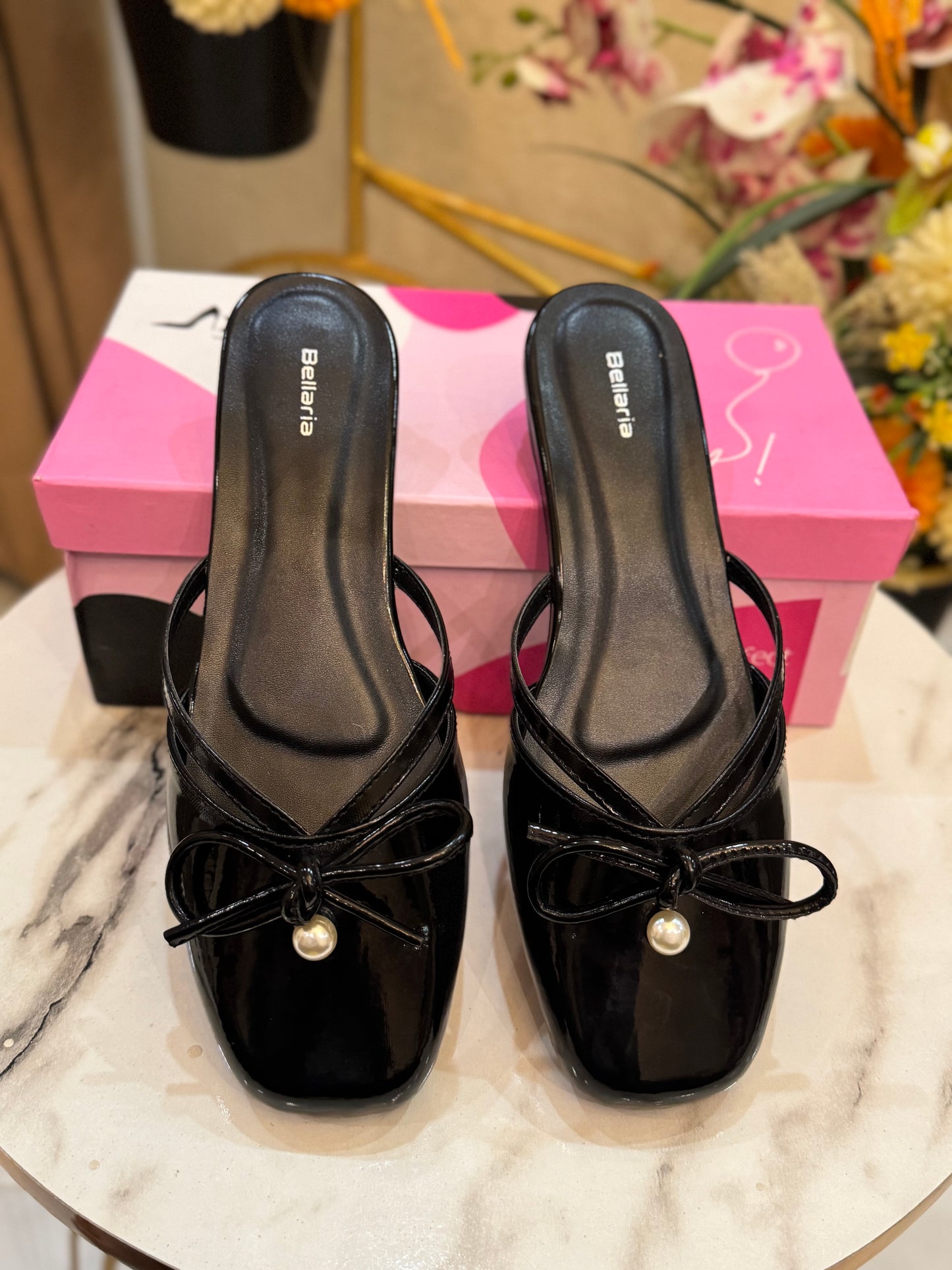 VINTAGE MULES - BLACK