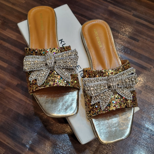 BELLARIA RHINESTONE BOW FLAT - GOLD