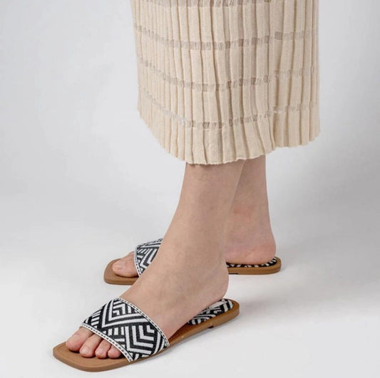 BELLARIA ZIG ZAG FLATS